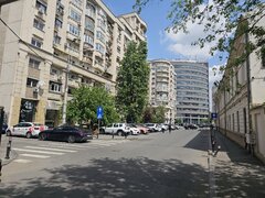 Piata Victoriei, Guvern, proprietar, inchiriez 2 camere
