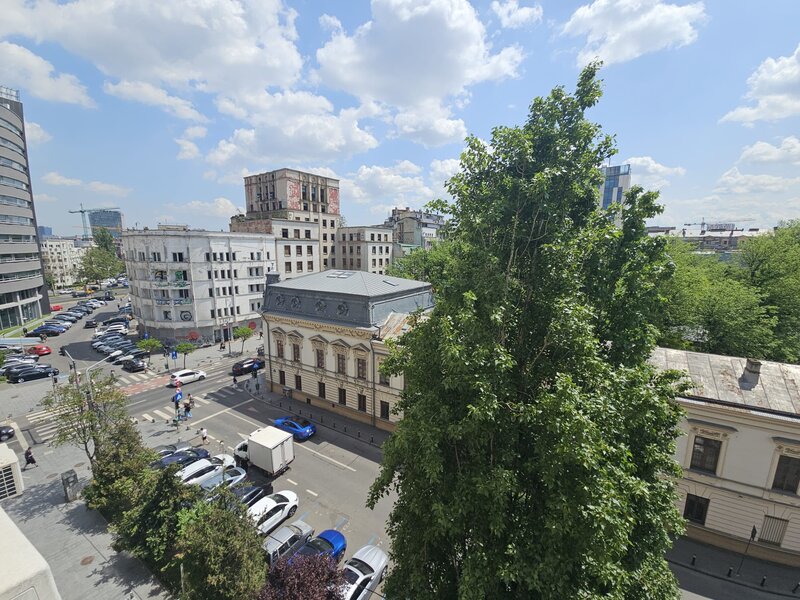 Piata Victoriei, Guvern, proprietar, inchiriez 2 camere.
